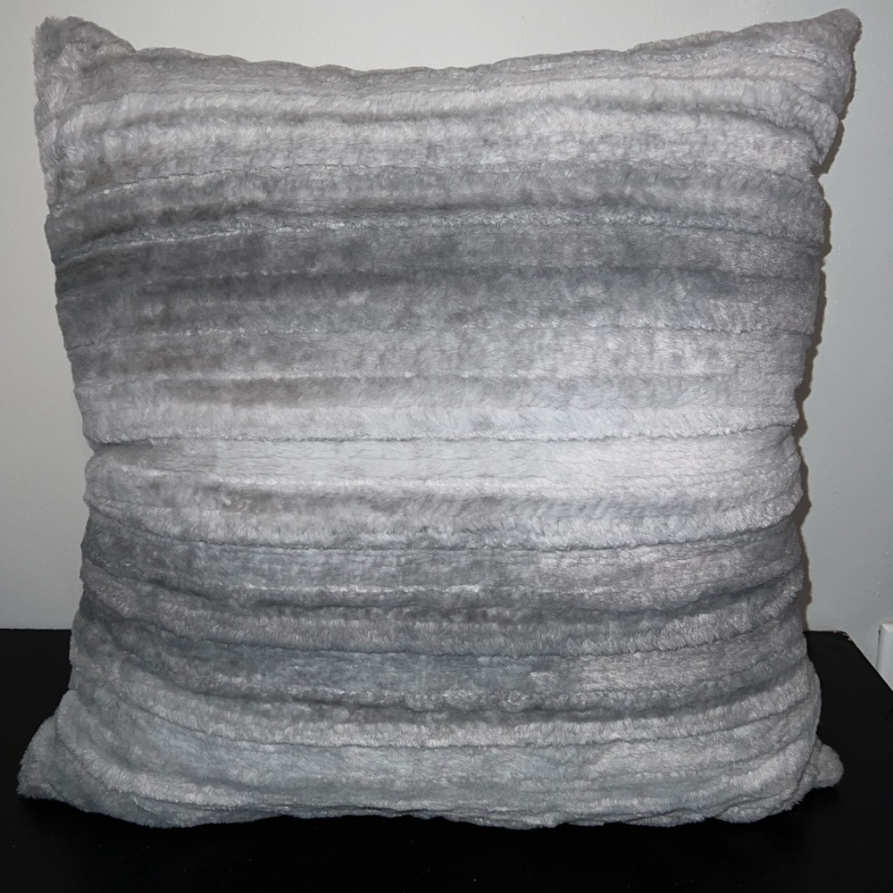 Koolaburra by Ugg Pillow